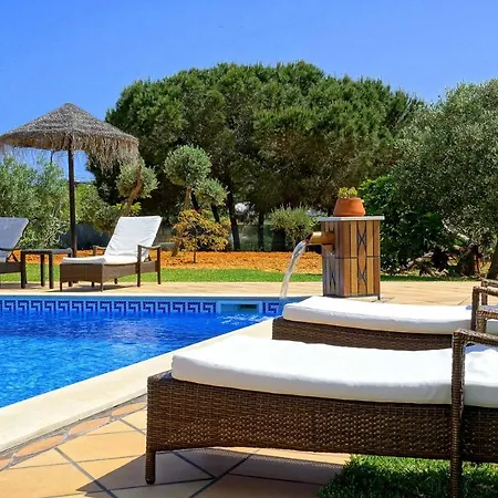 Monte De Madrinha Villa *